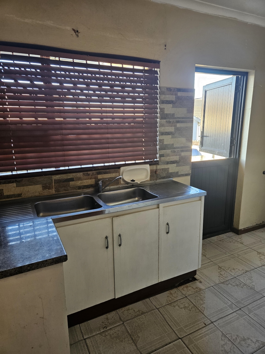 3 Bedroom Property for Sale in Kwadwesi Eastern Cape